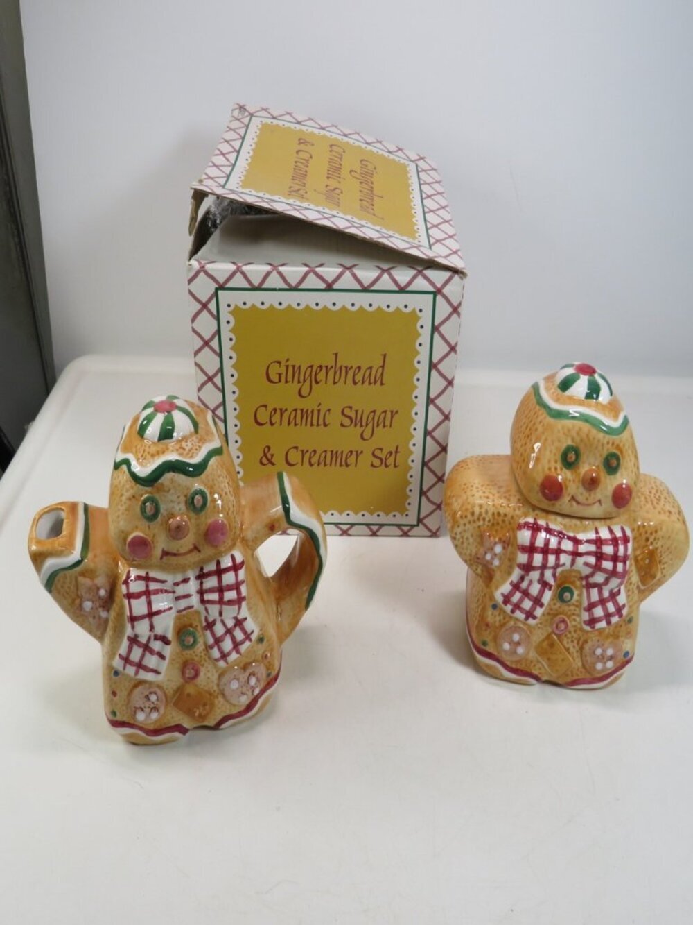 Vintage 1996 Gingerbread Man Ceramic Sugar and Creamer Set Boxed Giftco